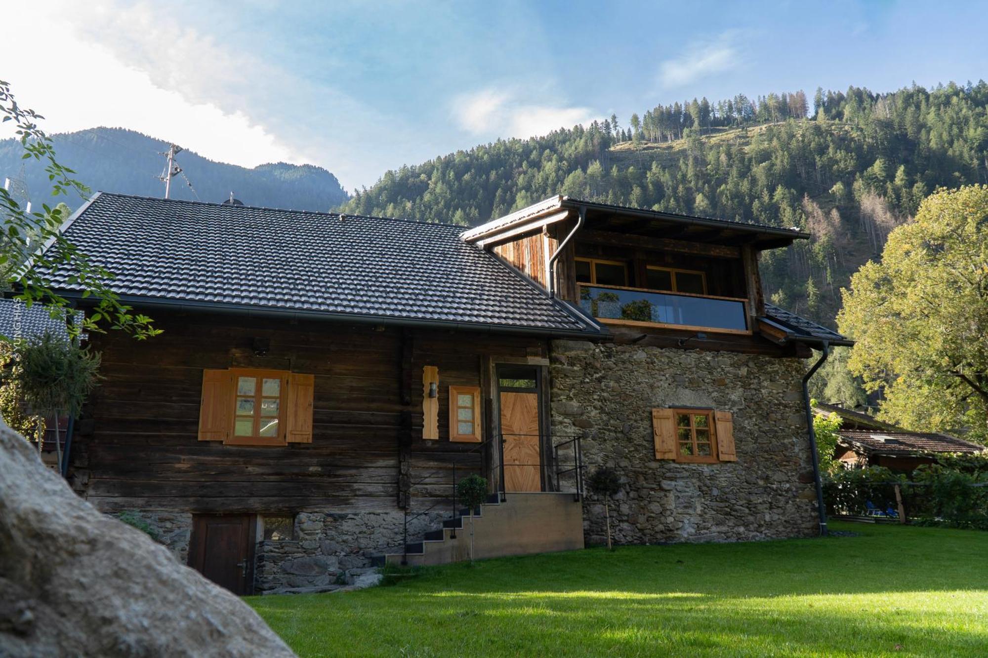 Chalet Schmelz Huette Mit Sauna Und Garten Flattach Exterior photo
